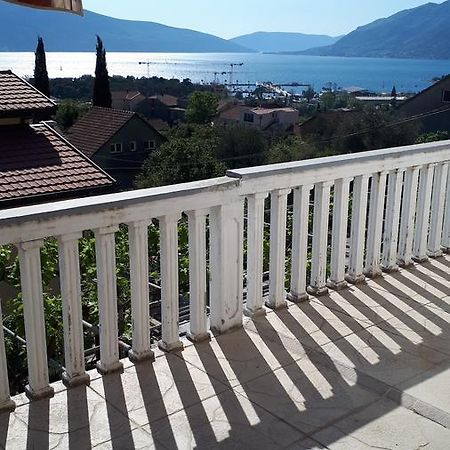 Apartment Dubrava Тиват Экстерьер фото